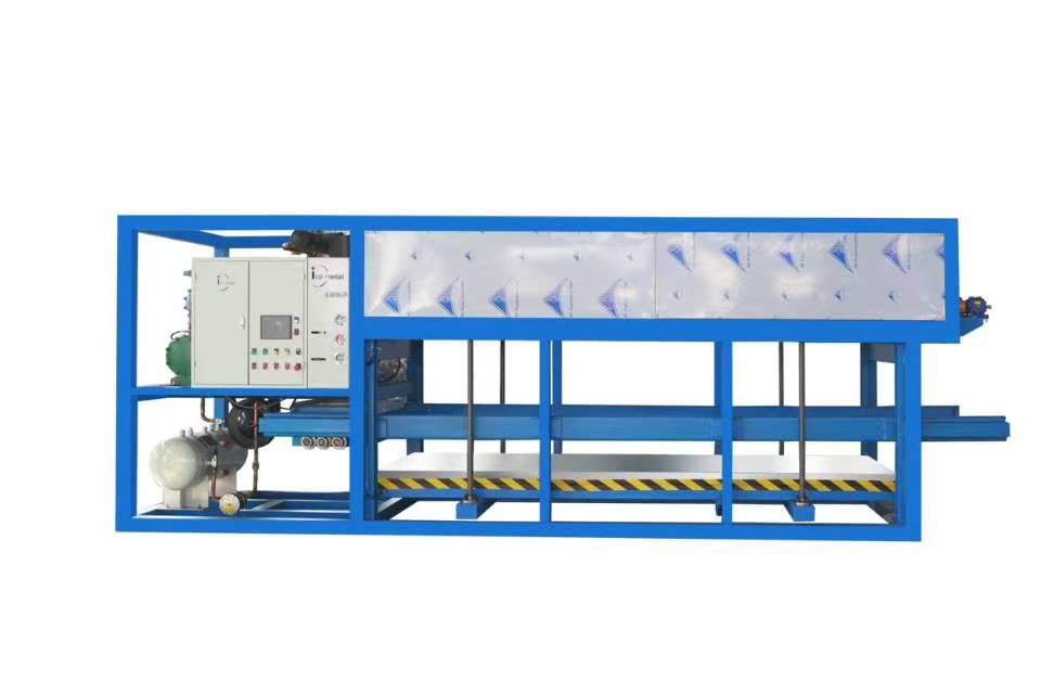 揭秘冰磚機(jī)的三大品類(lèi)：直冷、透明冰、鹽水